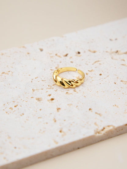Gold Croissant Ring